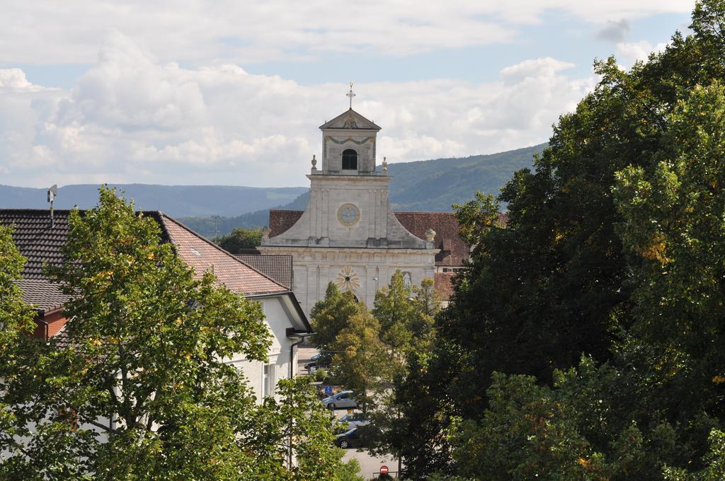 Klosterhotel Kreuz Mariastein Exterior foto